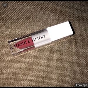 Hank & Henry liquid lipstick NEW!